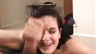 Garota sedutora Kend ...