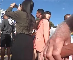 Garota mimada leva o ...