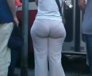 Mais uma garota suja ...