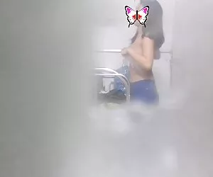 Puta loira de bunda  ...
