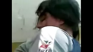 Linda morena coed gi ...