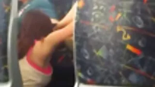 Esta garota asiática ...