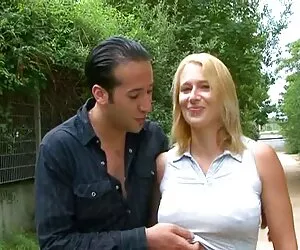 Trollop loira sexy m ...