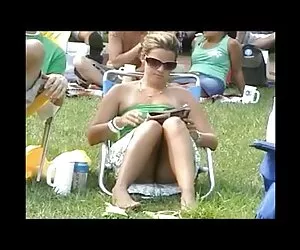 Garota asiática sucu ...