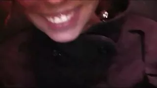 Prostituta morena se ...