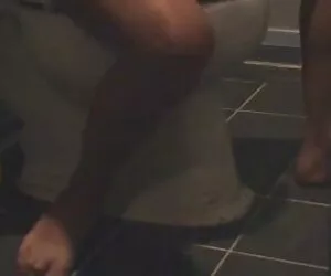 Sessão de BDSM é sem ...