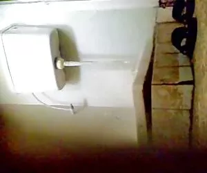 Garota de trança Mis ...