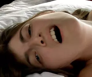 Esta morena sexy é t ...